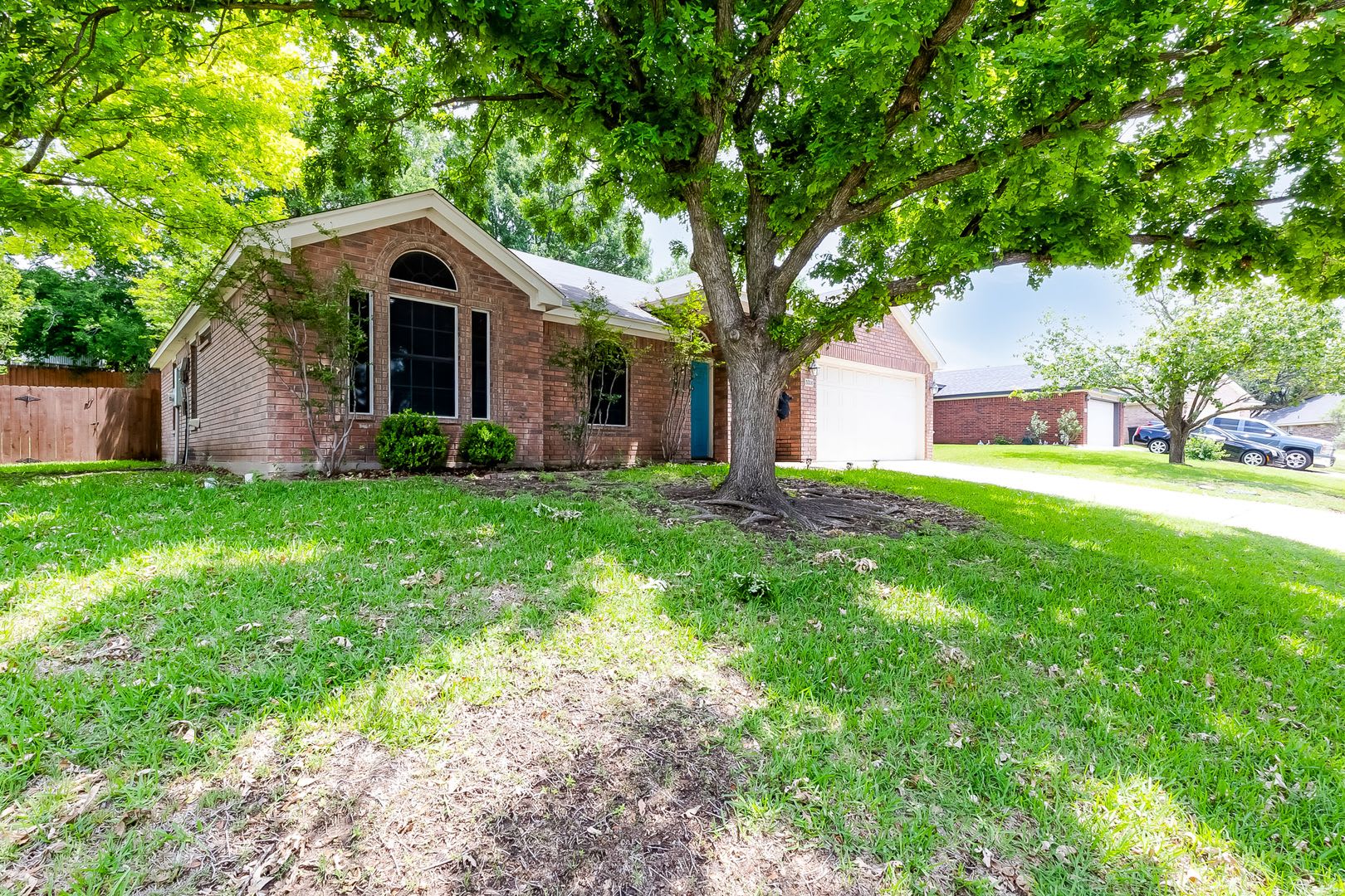 5316 Trail Drive – photo 2