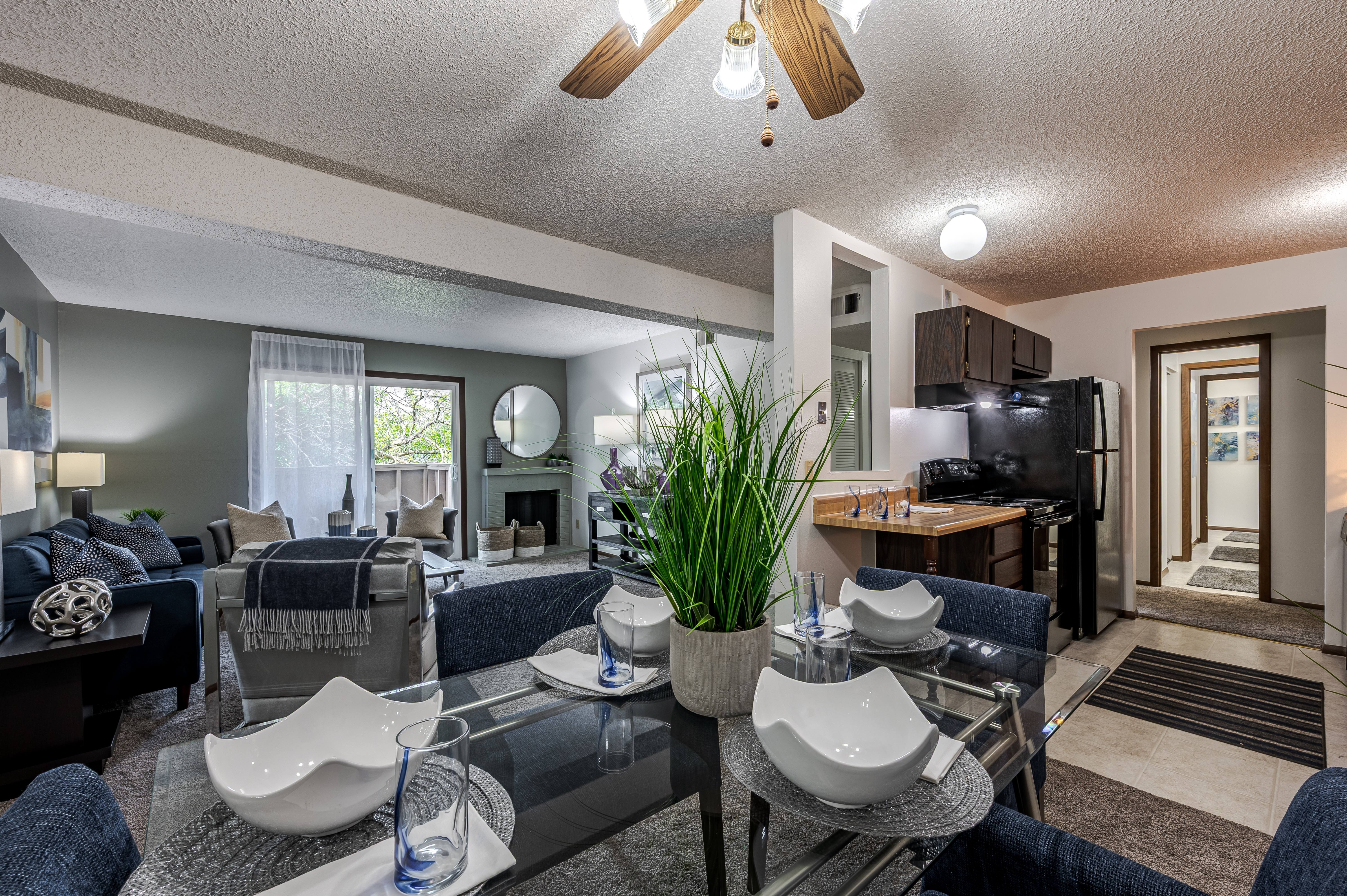 The Candles Apartments – photo 2