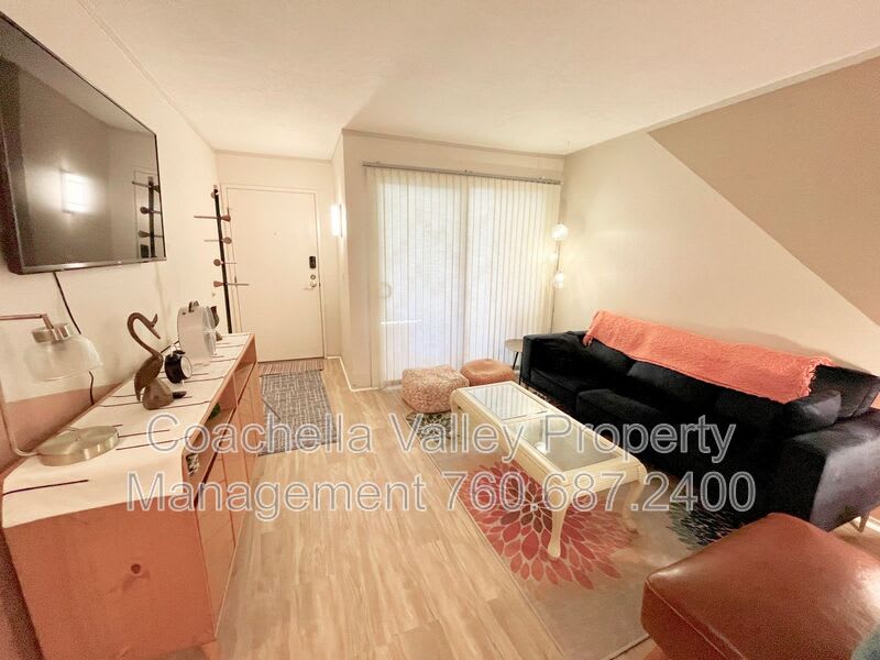 2860 N Los Felices Rd – photo 3