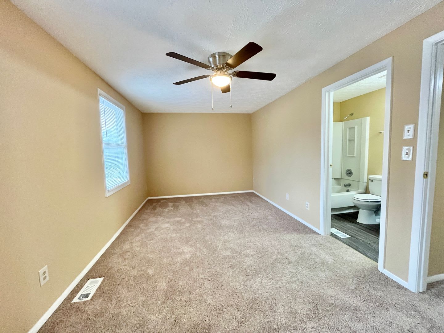 6418 Meadow Rue Drive – photo 5