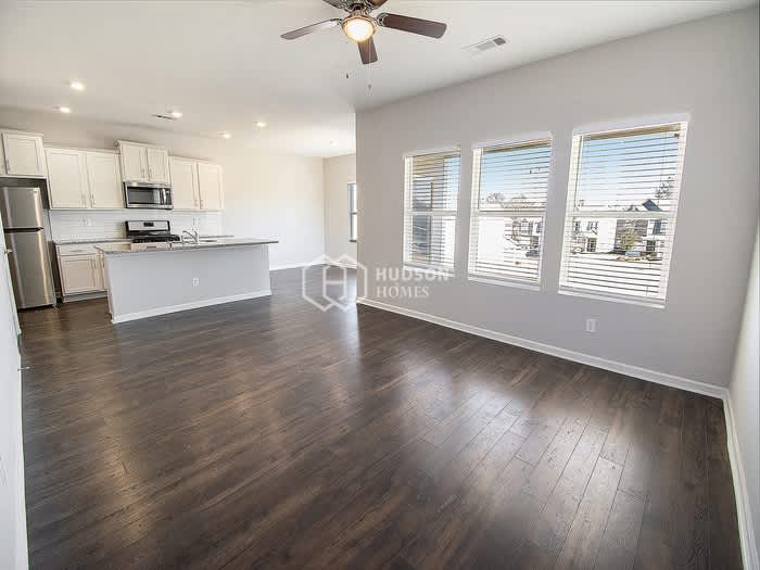 301 Chelsea Park Road – photo 4