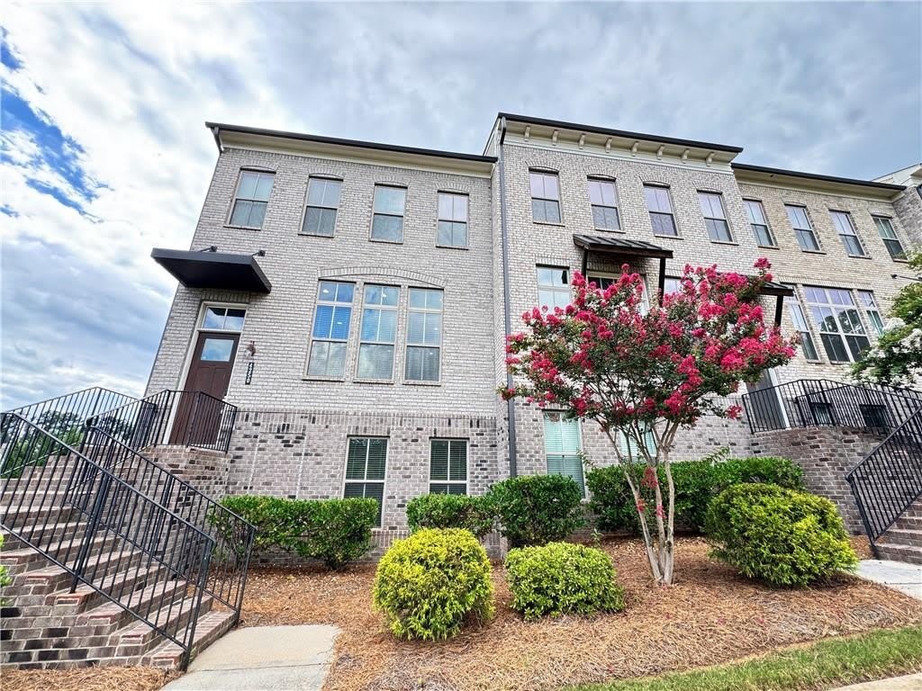 4250 Spruce Pine Alley – photo 2