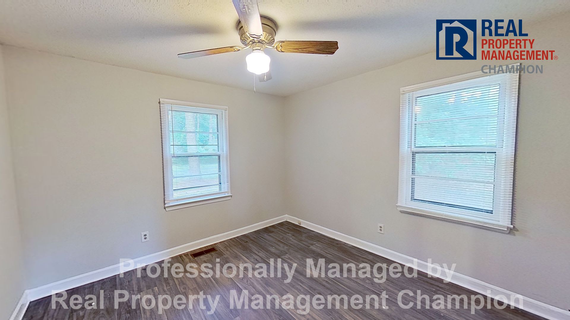 All Brick Home on Shady Lot – photo 2