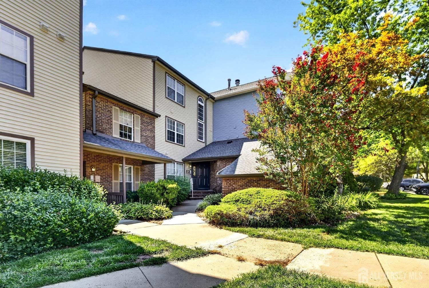 3252 Cypress Court – photo 1