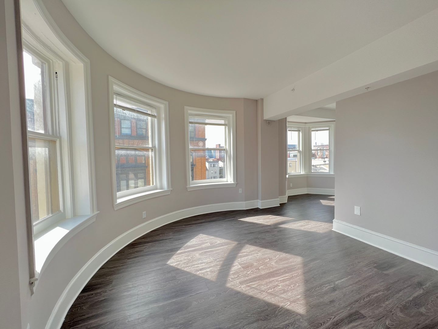 306 W Franklin – photo 3
