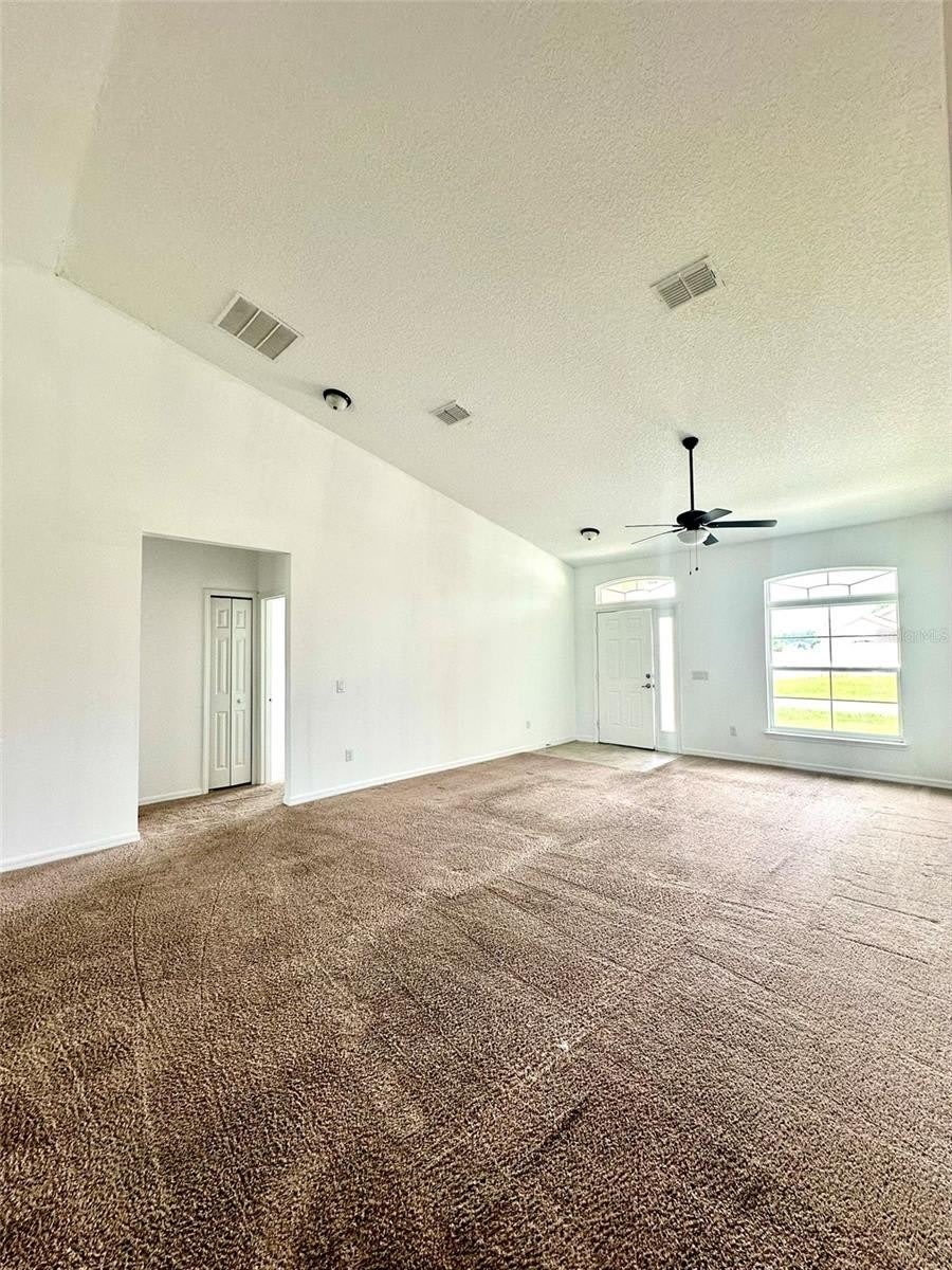 102 Aurelia Court – photo 3