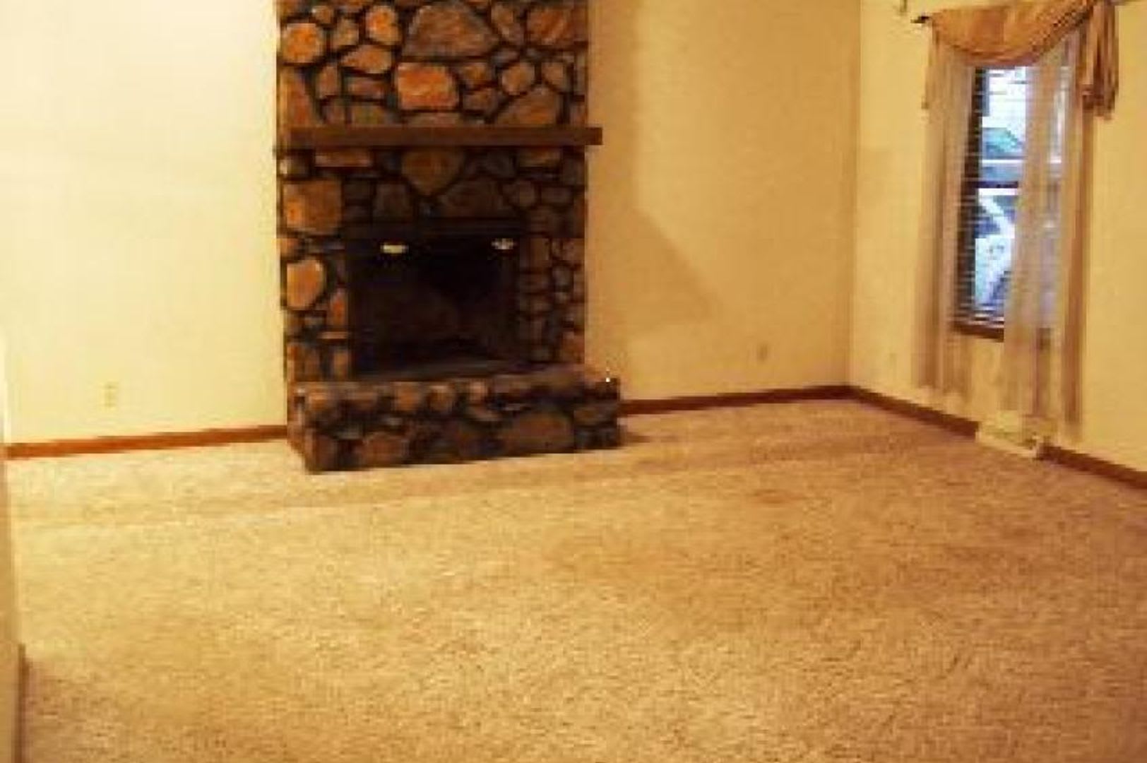 3 Bedroom House in Forest – photo 5