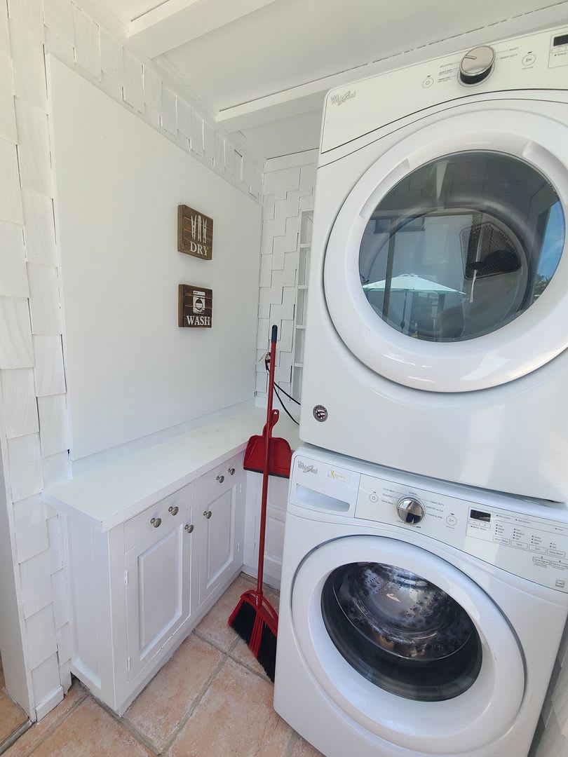 Charming 2 Bed 1 bath "fully furnished monthly rental" in La Jolla Village. – photo 5