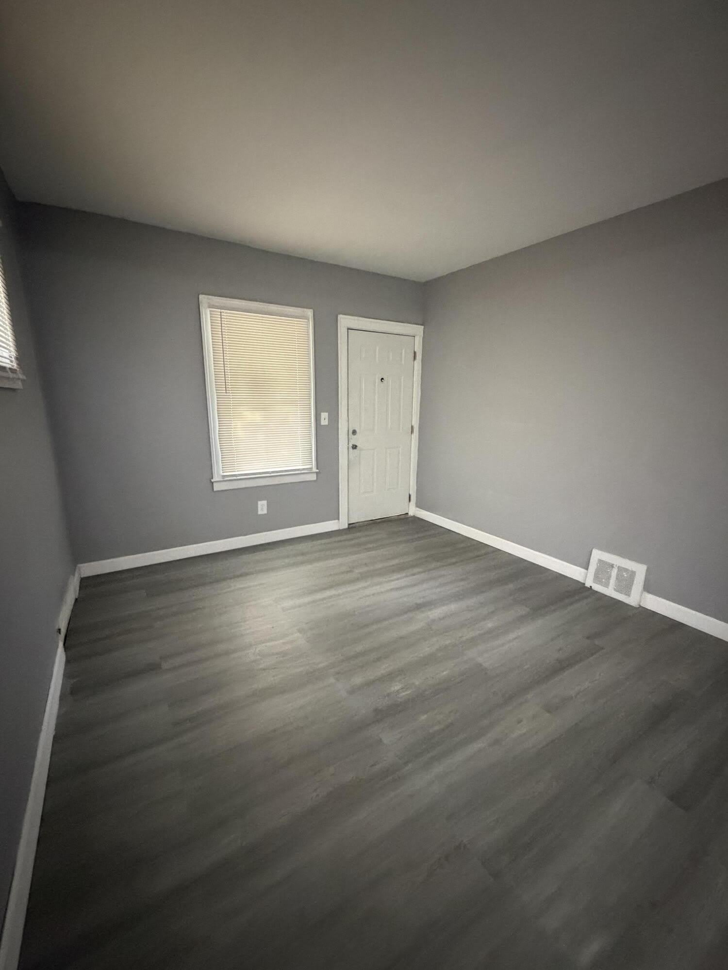15574 Wabash Street – photo 3