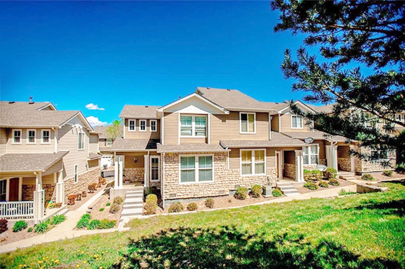 3 Bedroom Townhome In Northeast Colorado Springs – photo 2