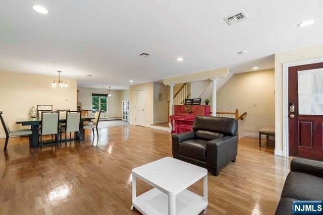 17 Skymark Court – photo 3