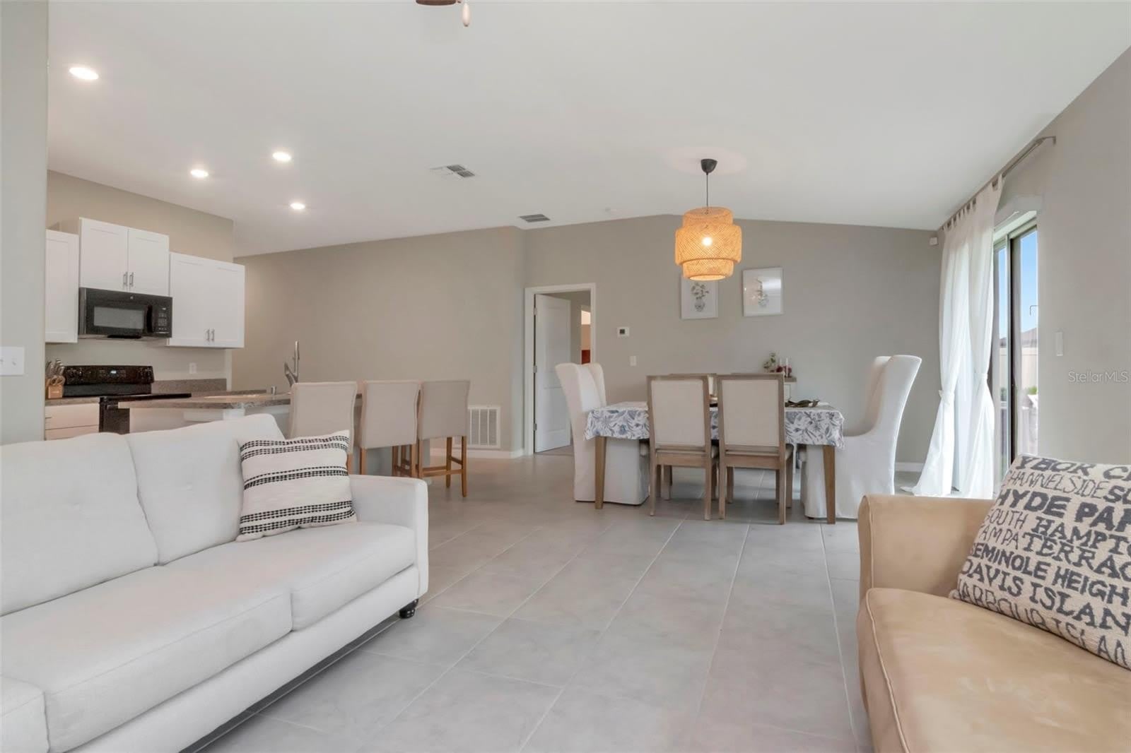 11527 SAGE CANYON Drive – photo 5