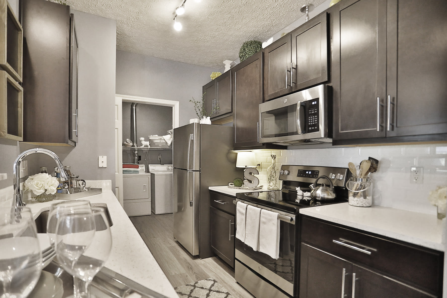 Shadow Ridge Apartments – photo 4