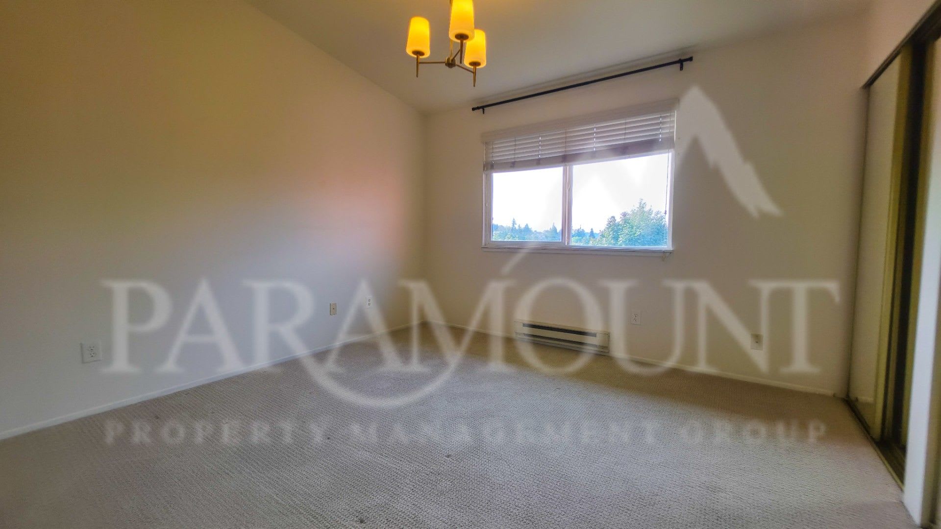 Fully Transformed End Unit in Downtown Poulsbo – photo 5