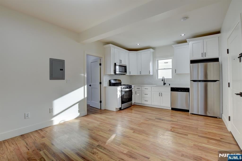 135 Forest Street – photo 5