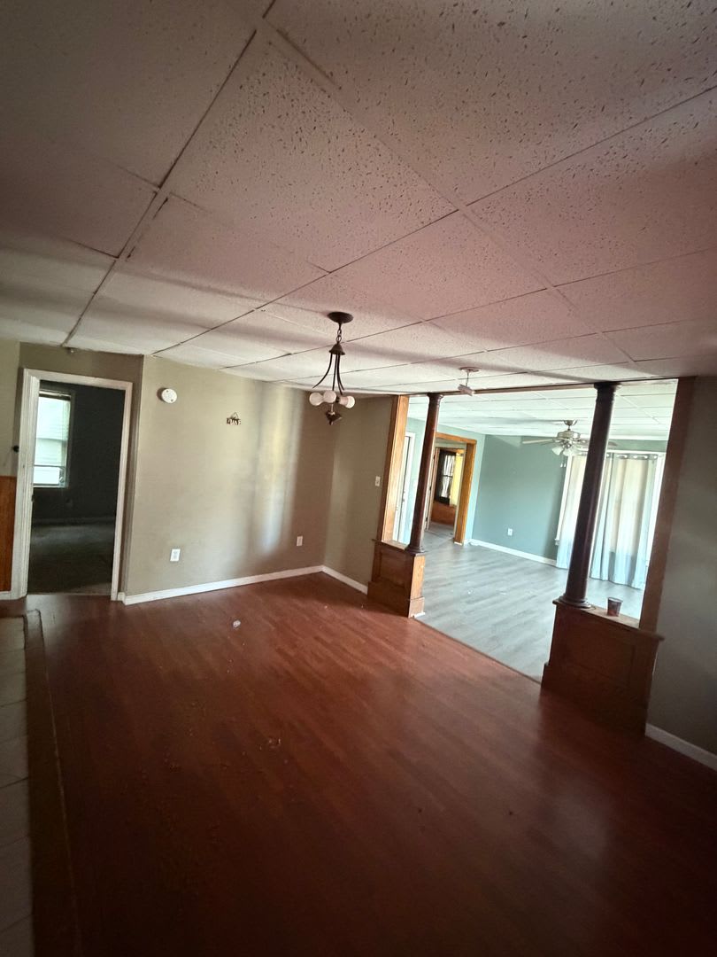 47 Yale St, Gloversville, NY 12078 – photo 4