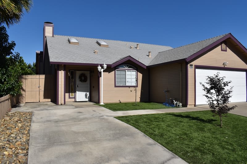 4790 Winona Way – photo 3