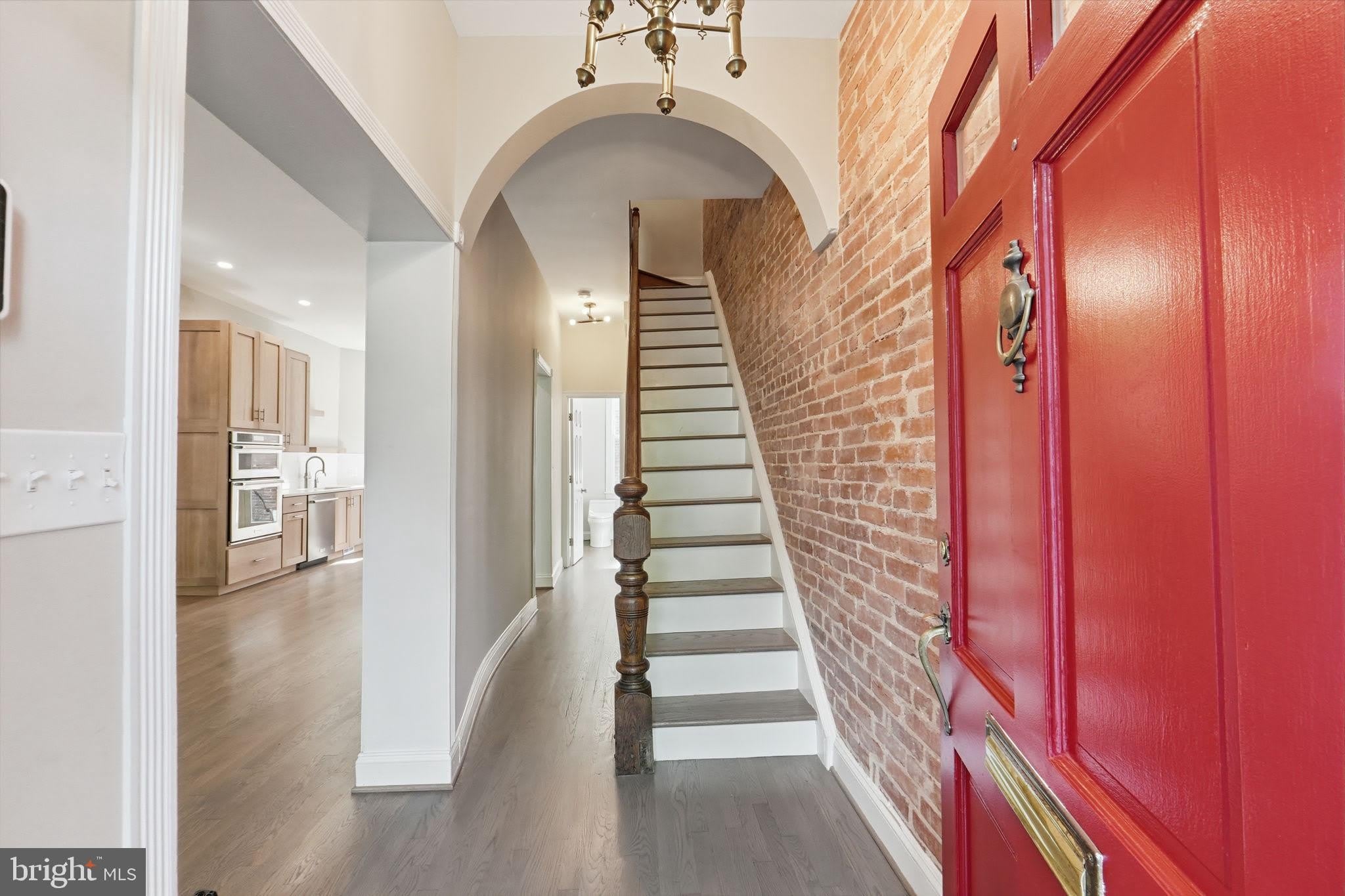 706 12TH Street NE – photo 4
