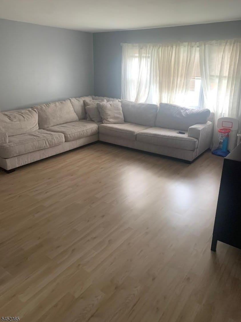 42 Brighton Ave – photo 2