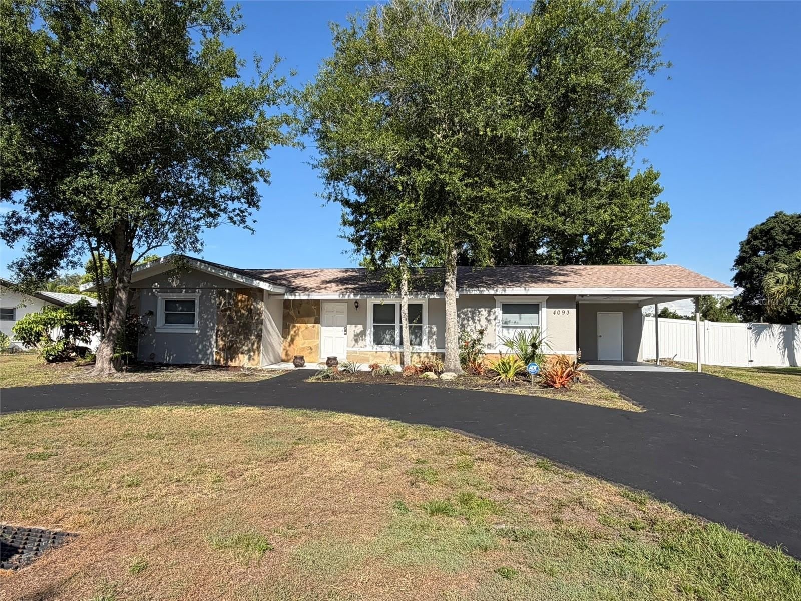 4093 Drance Street – photo 2