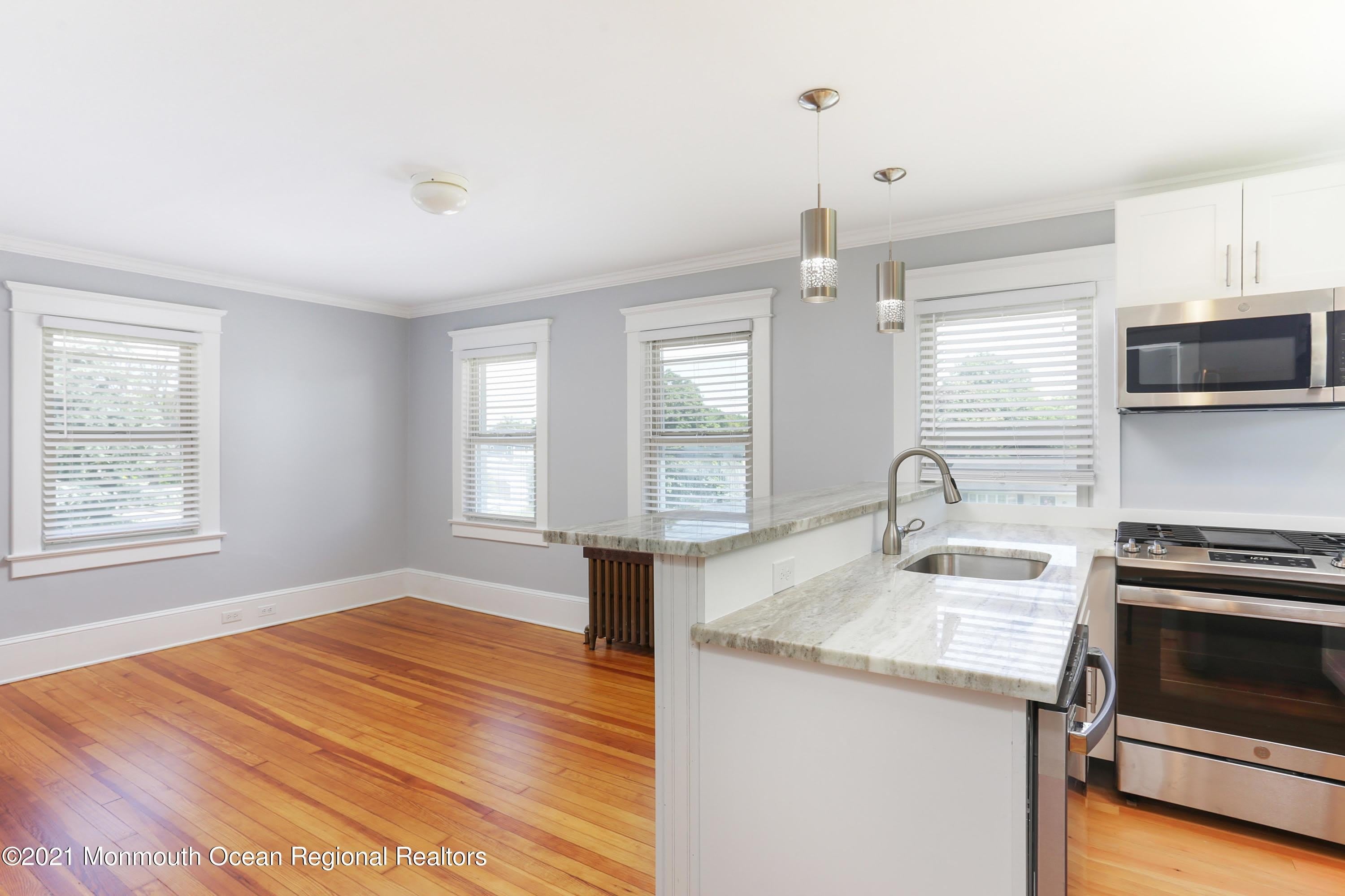 89 Locust Avenue – photo 4