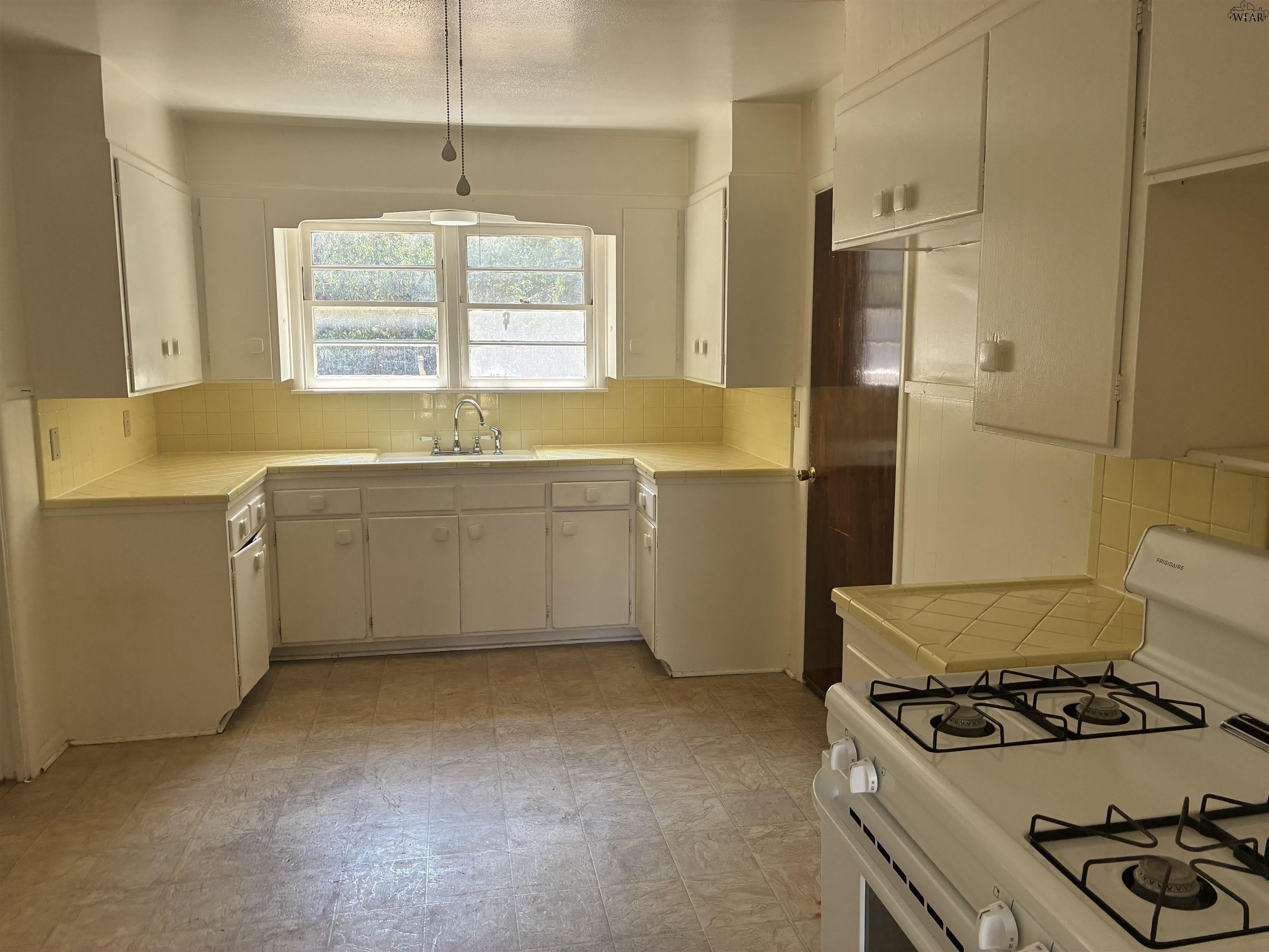 3215 CHERYL STREET – photo 4