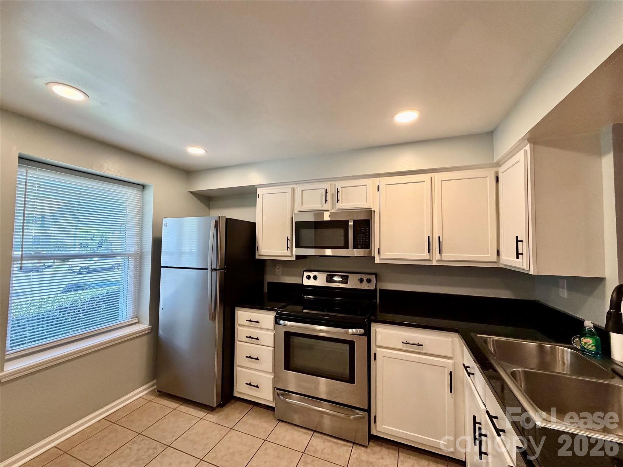 9604 Vinca Circle – photo 4