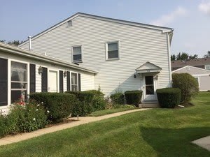 304 Creekside Court – photo 2
