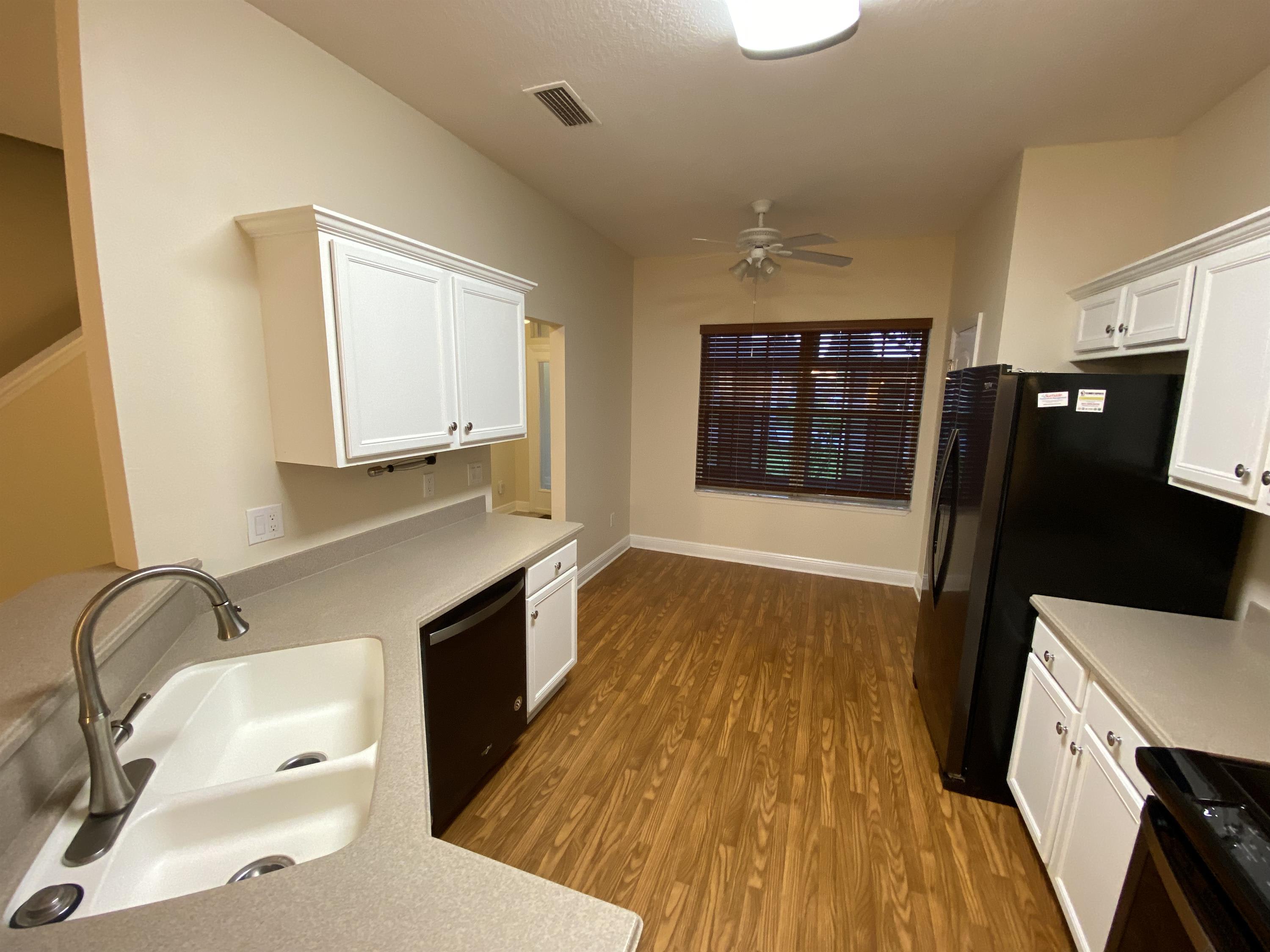 6124 Serene Place – photo 4