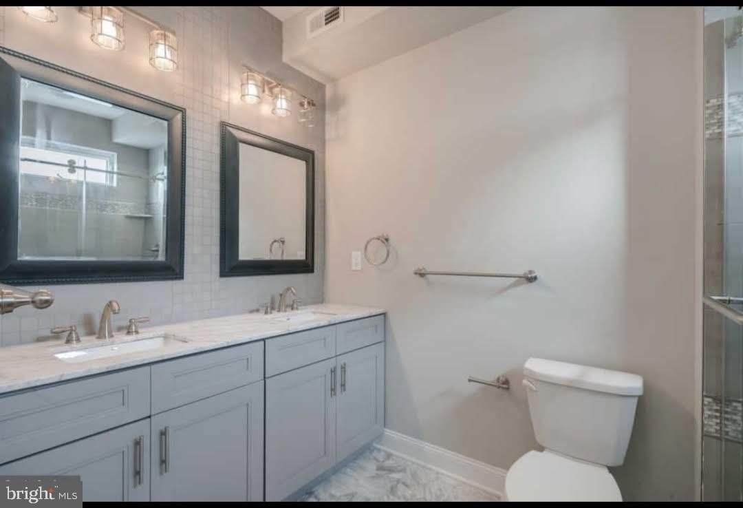 1529 S LAMBERT Street – photo 5
