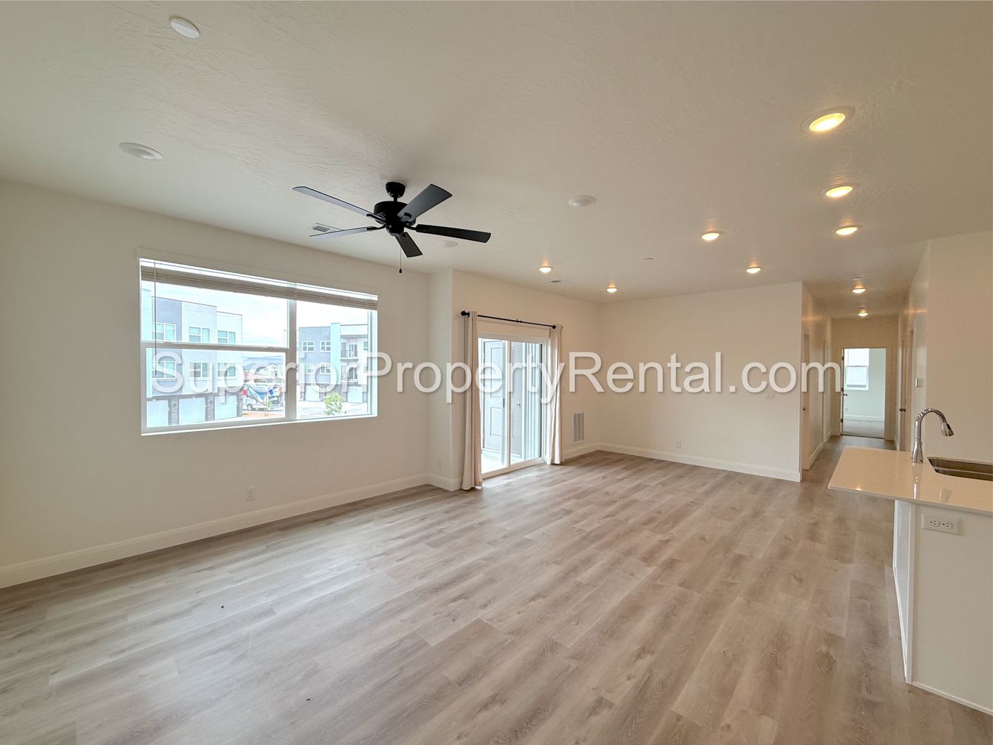 Desert Color Condo 3 bd, 2 bt, 1 Car Garage – photo 3