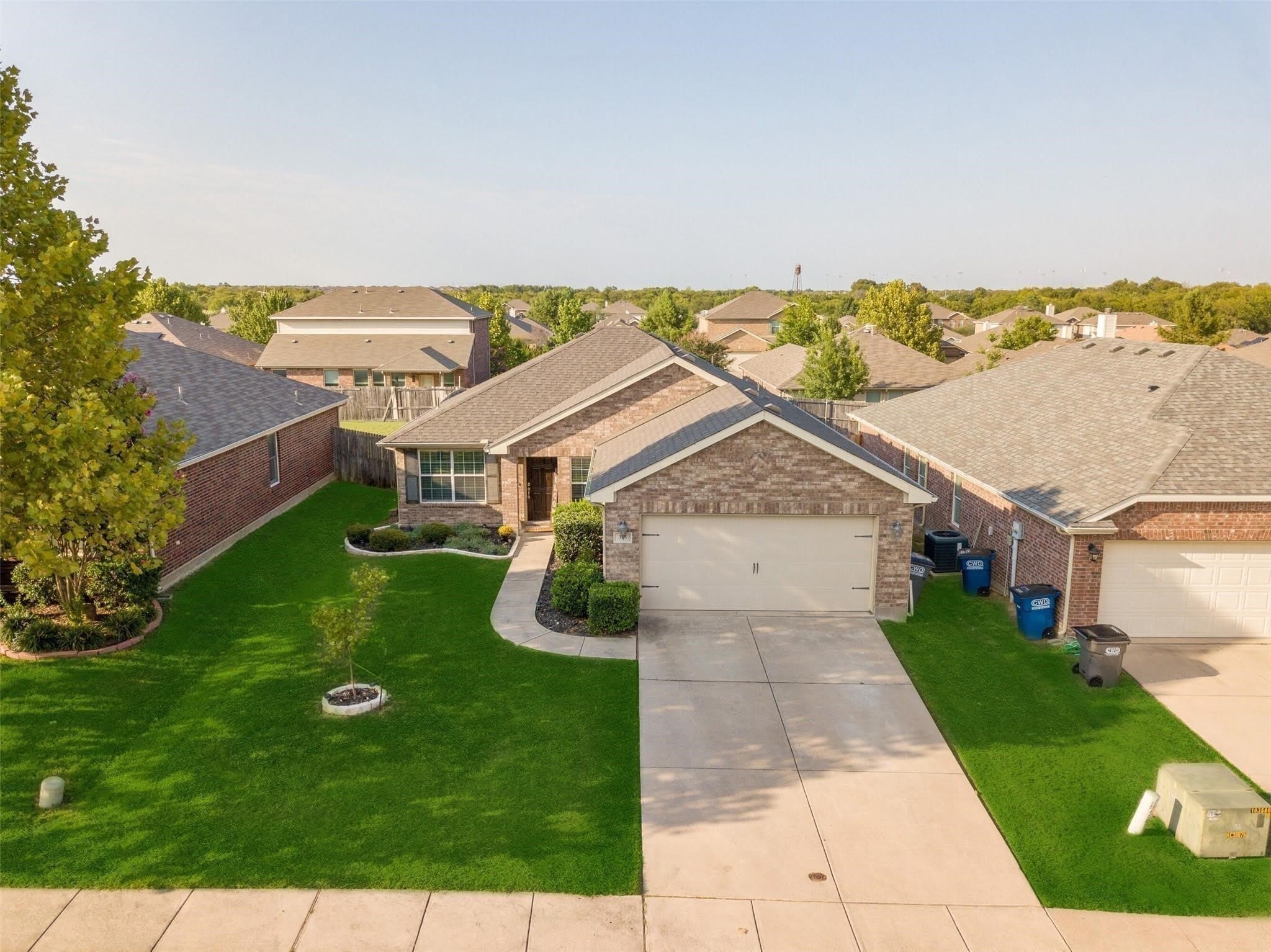 325 Crosscreek Drive – photo 3