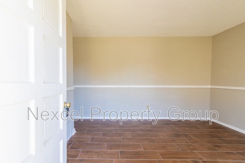 6560 Greenbriar Dr. – photo 3
