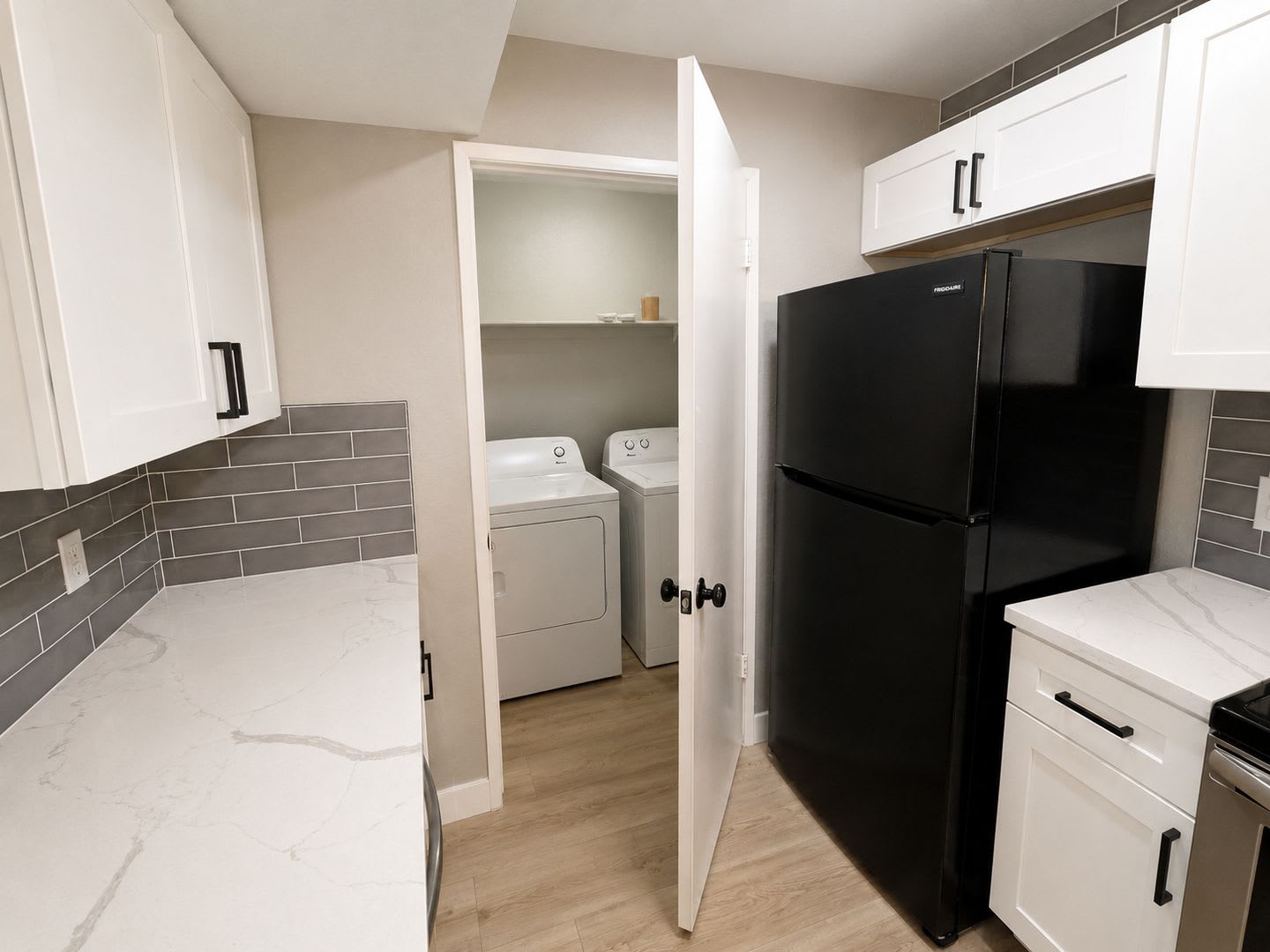 Truly Amazing 2nd floor unit. – photo 4