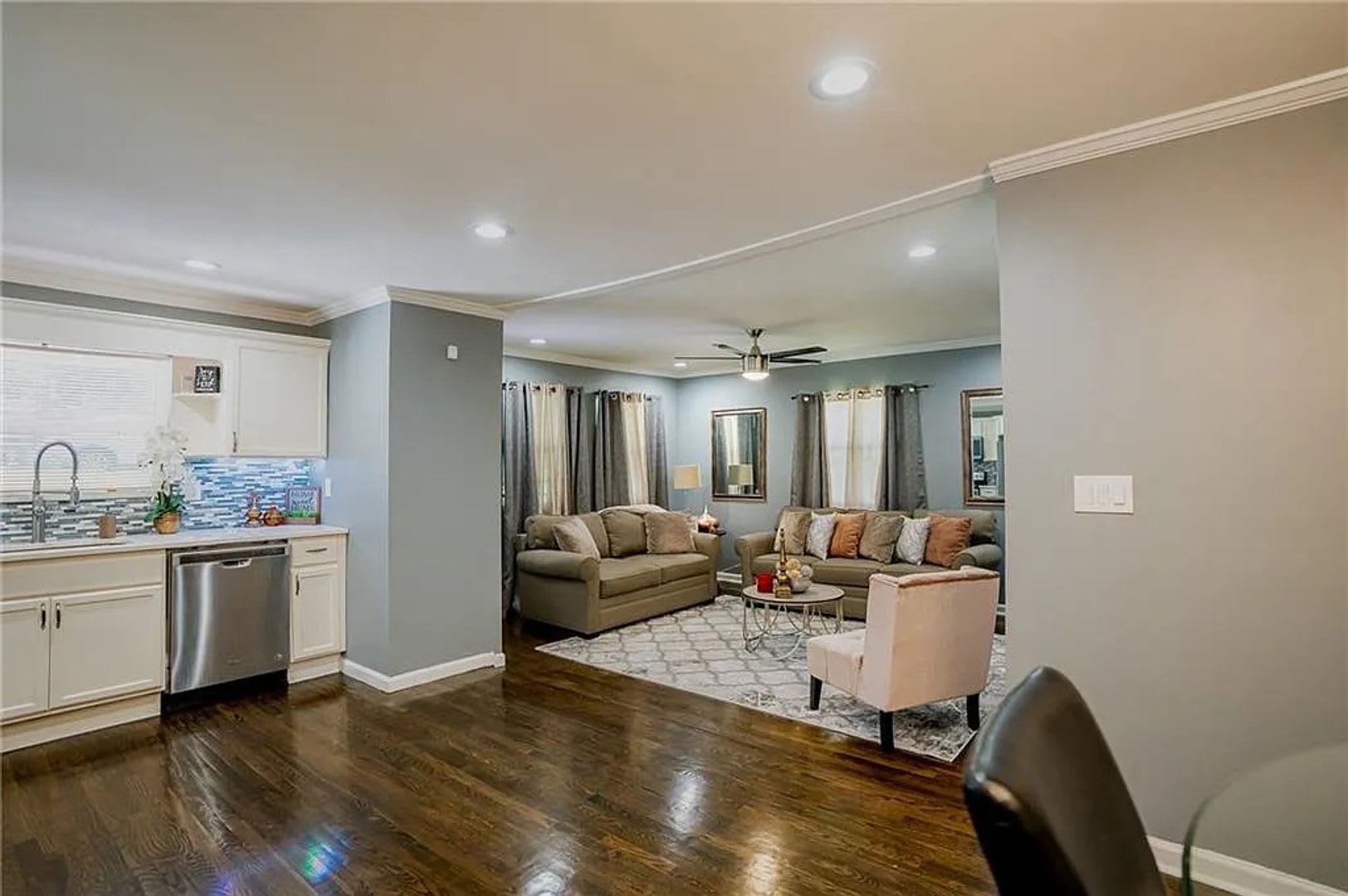 Room in 3 Bedroom Home in Atlanta – photo 2