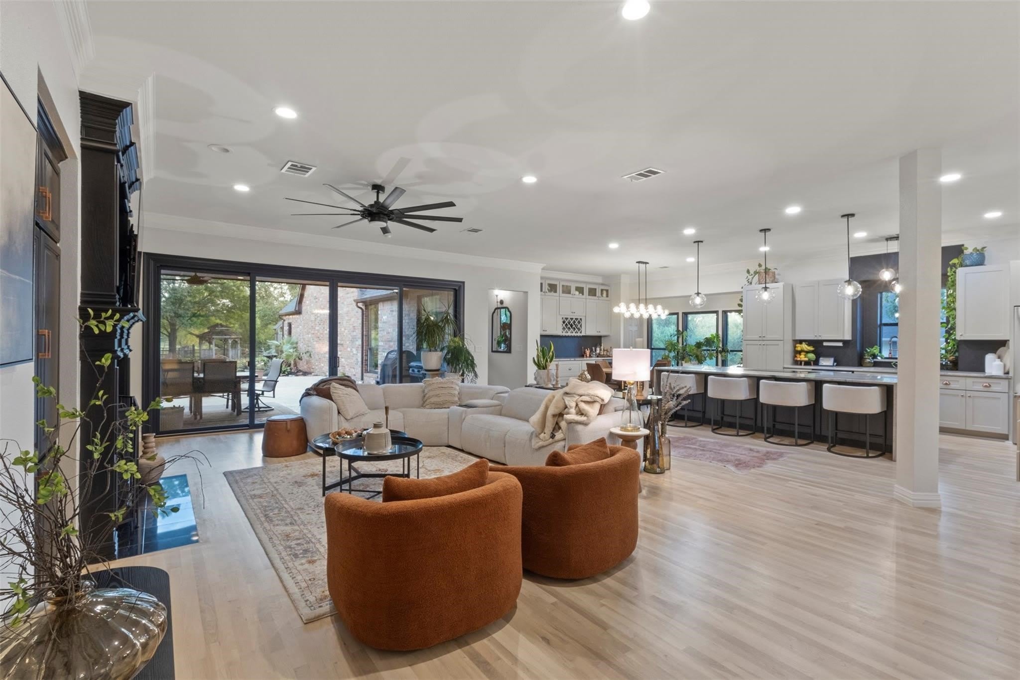 1504 Brook Lane – photo 5
