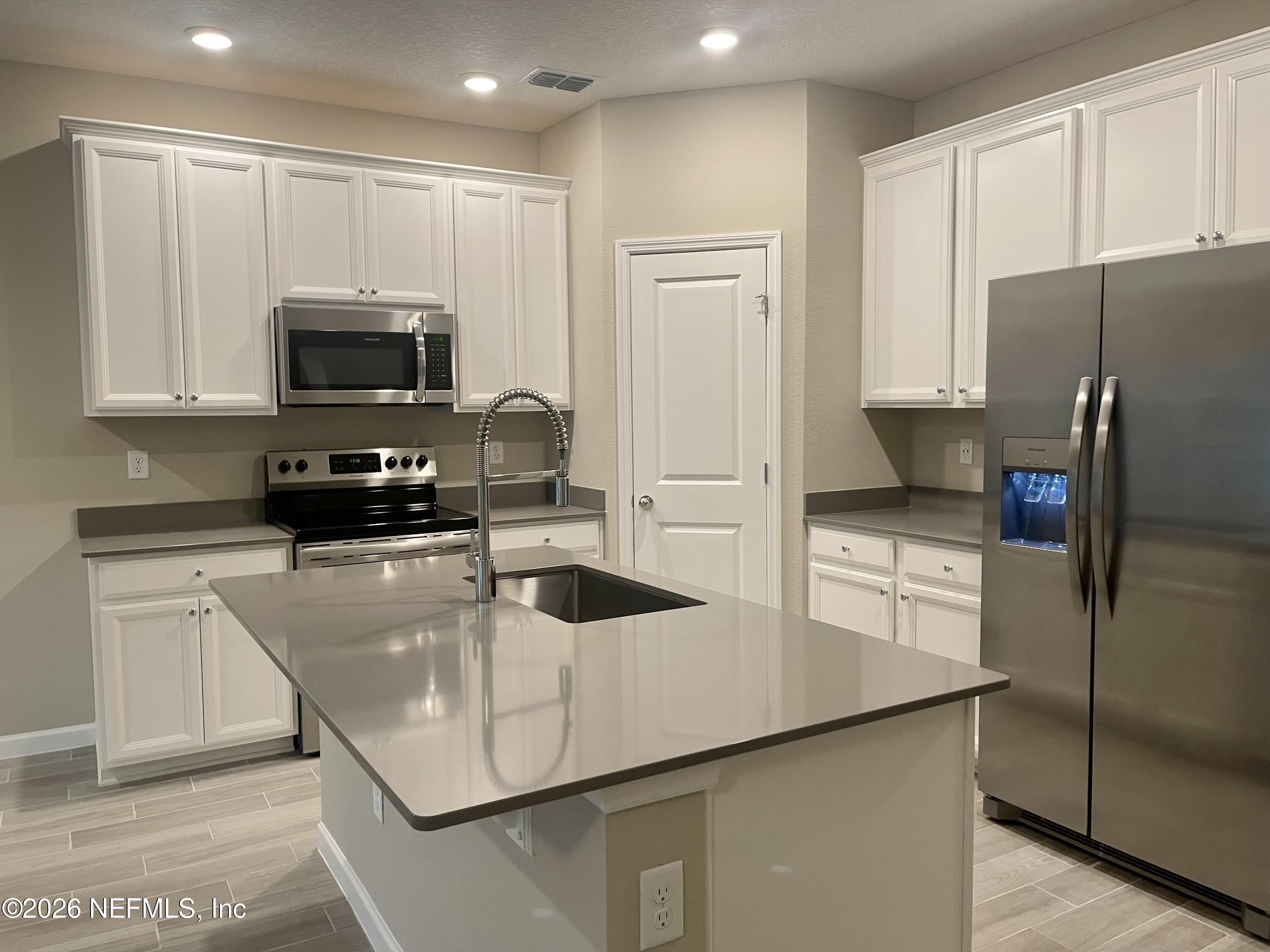 12830 JOSSLYN Lane – photo 4