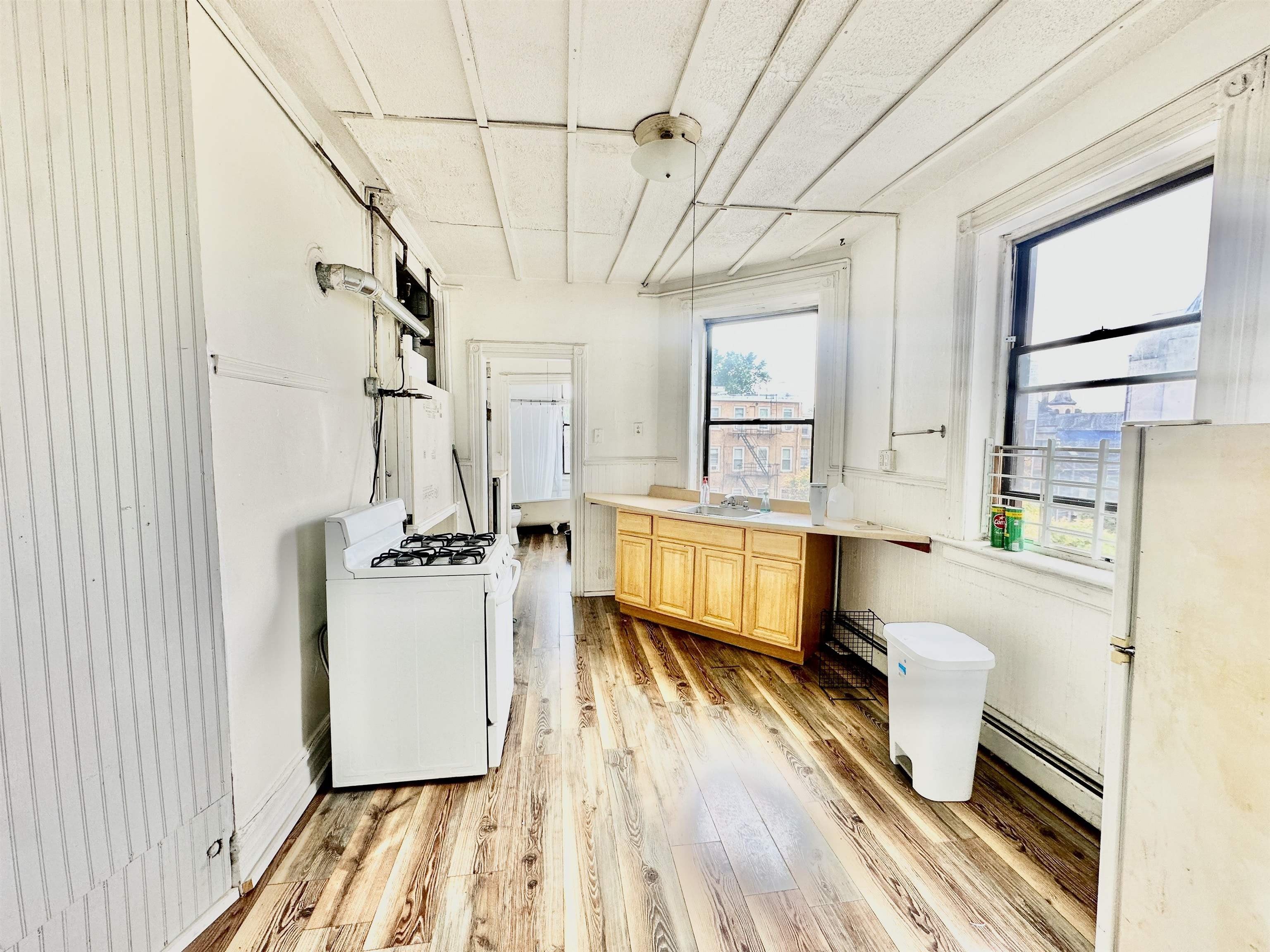 319 8TH ST – photo 4