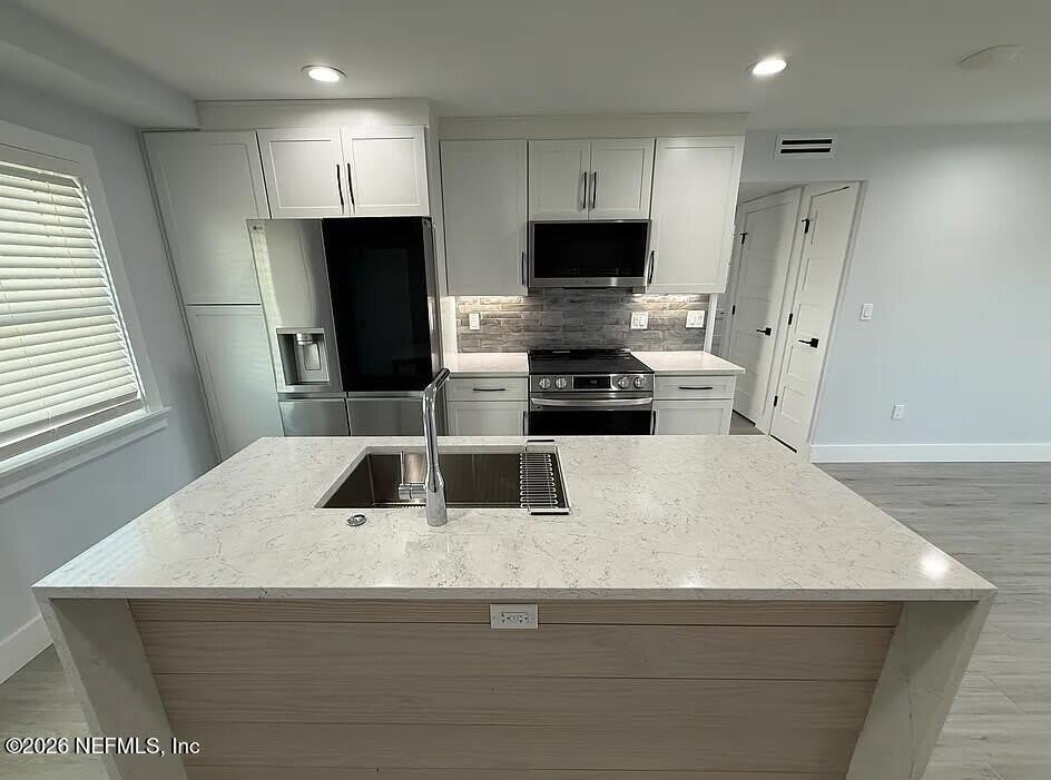 207 9TH Avenue N – photo 4