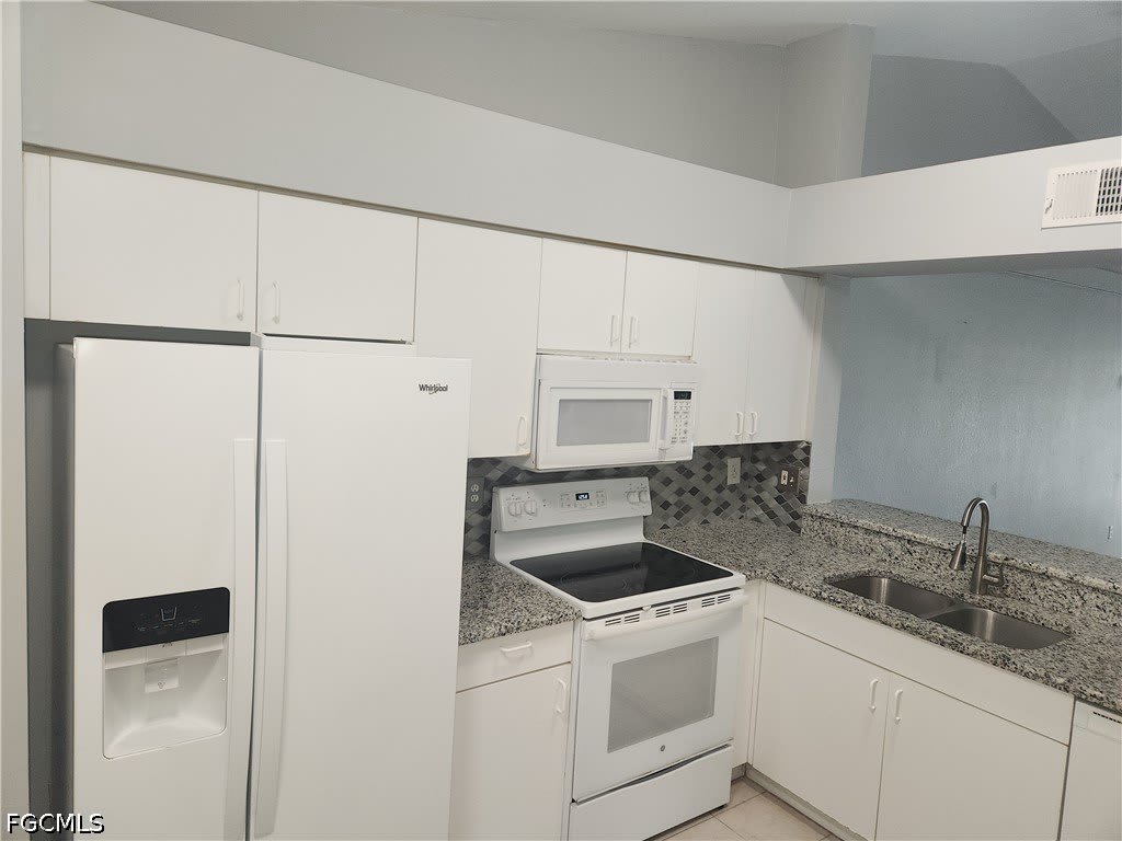 9660 Victoria Lane – photo 3