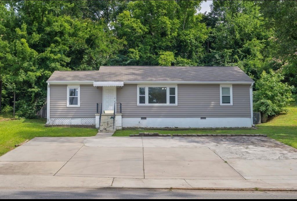 711 Barton Ave – photo 3