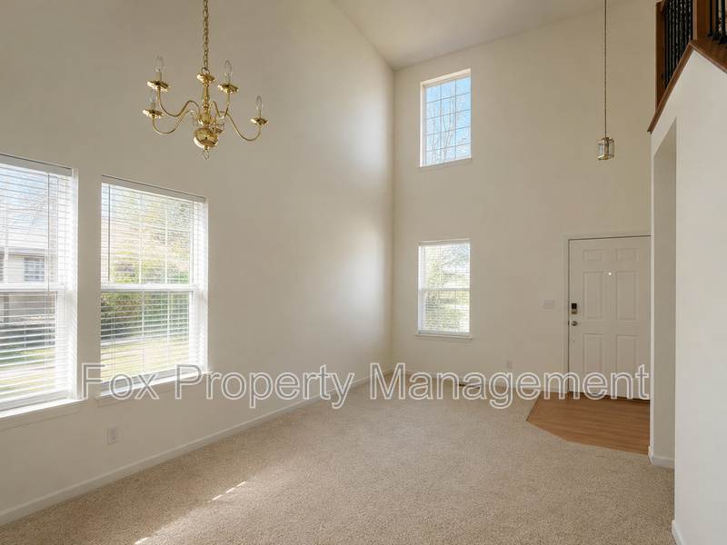 187 McAfee Circle – photo 3