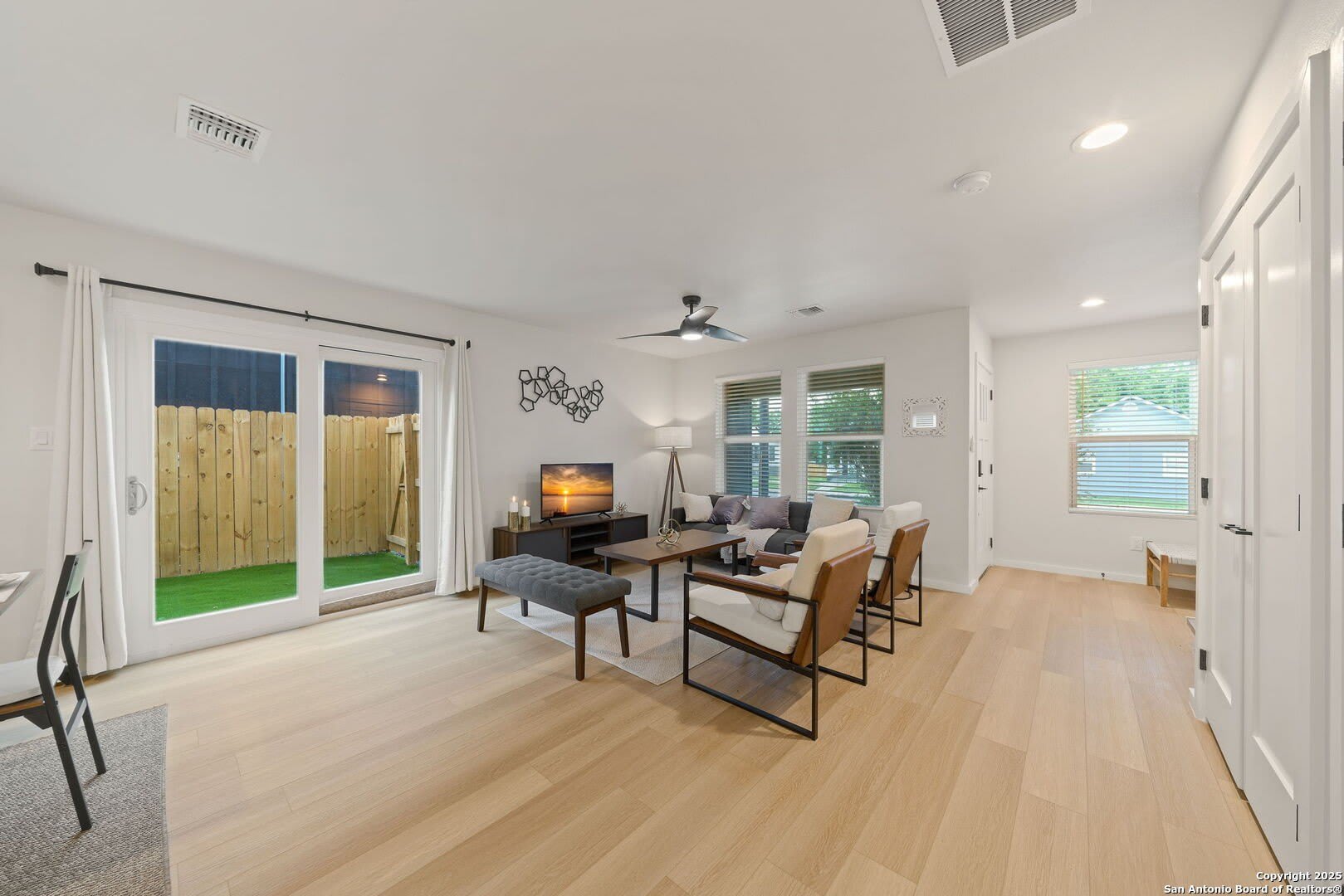 1104 S Gevers St – photo 5