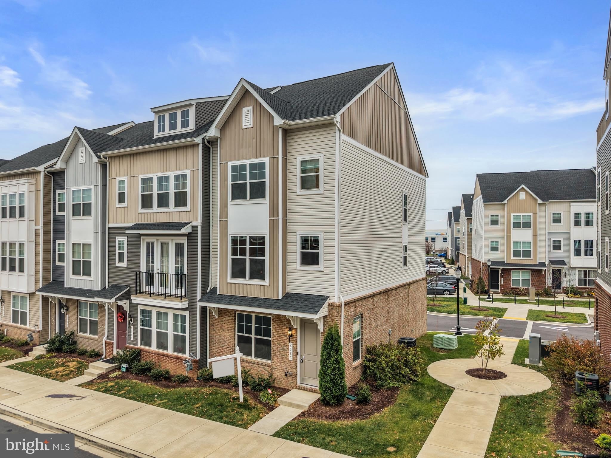 2563 GRANGEMILL Lane – photo 2