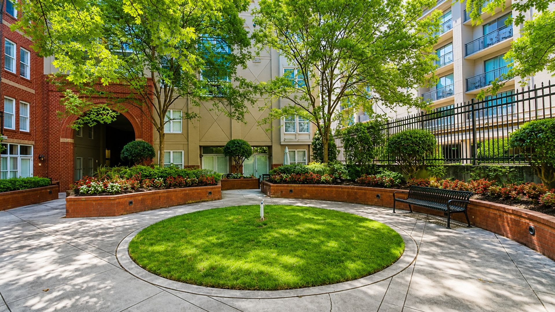 Dilworth Townhome Style Condo 2Br 2 5Ba Private Entrance Walk To South End Harris Teeter Latta Park And More – photo 3