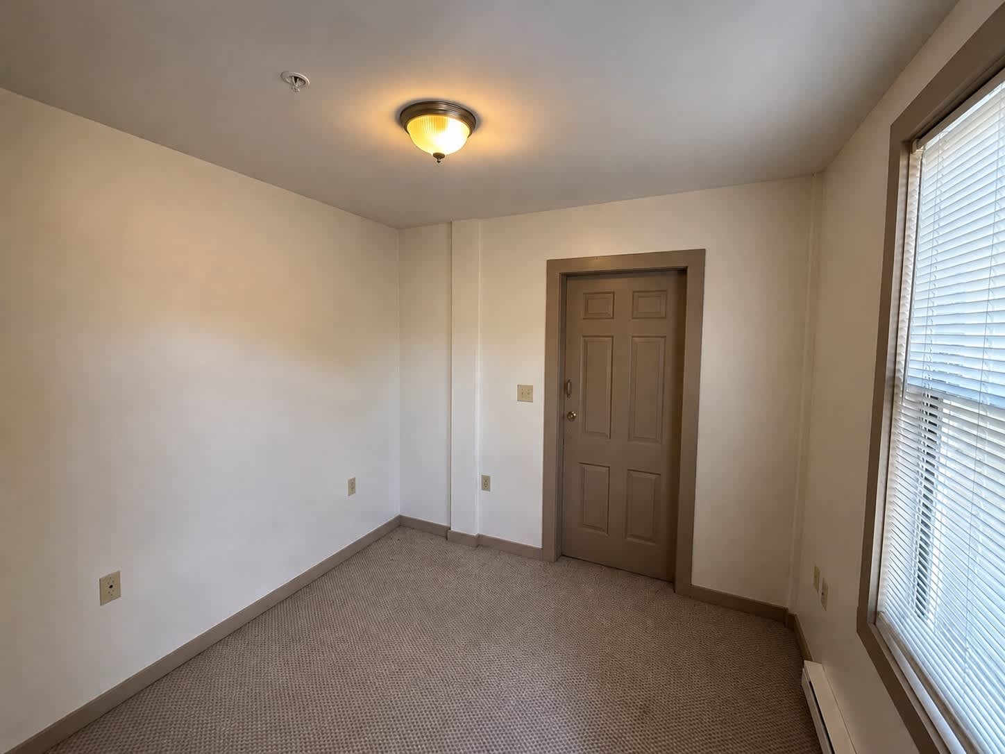 279 N Main St – photo 5
