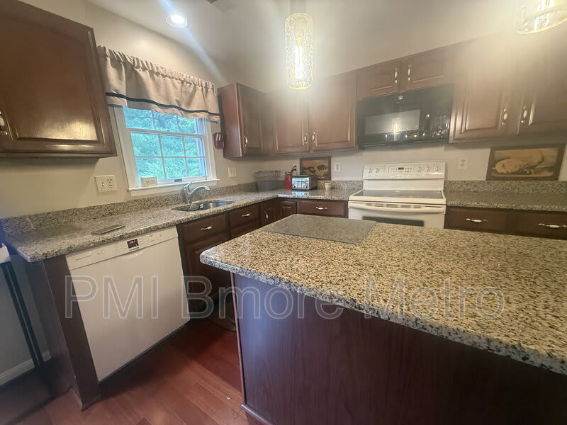 906 Hidden Moss Dr – photo 5