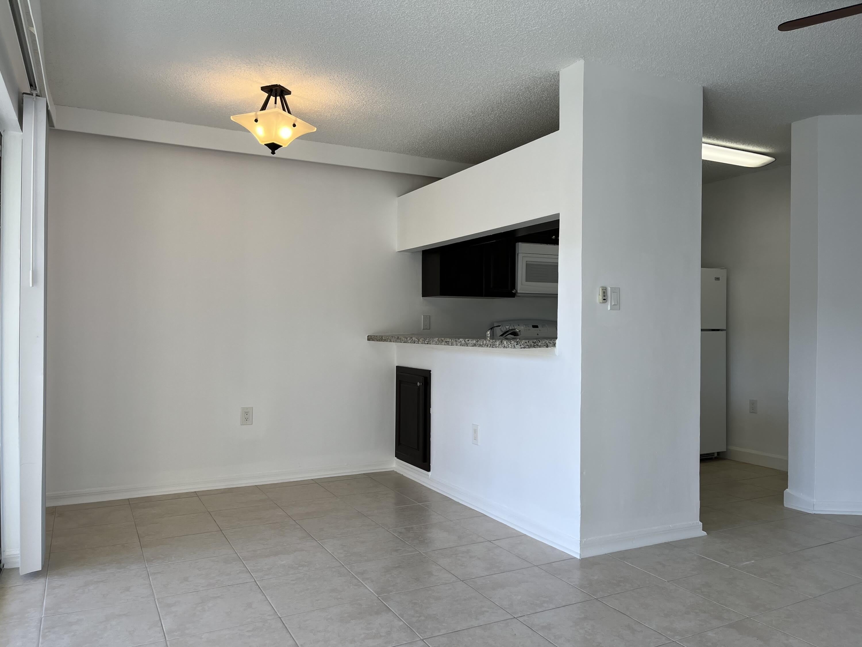 18106 Glenmoor Drive – photo 3