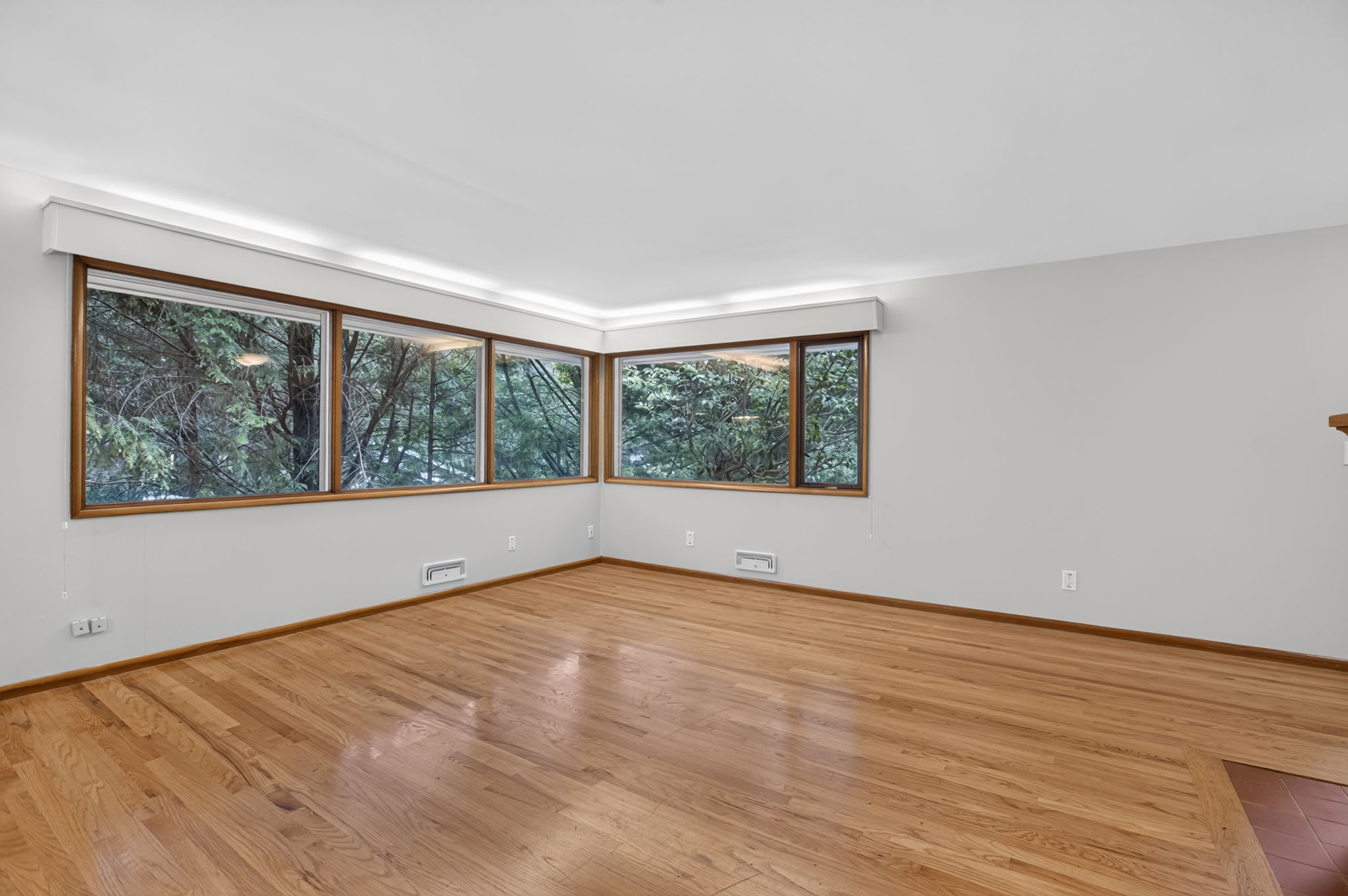 910 Southwest York Road – photo 4