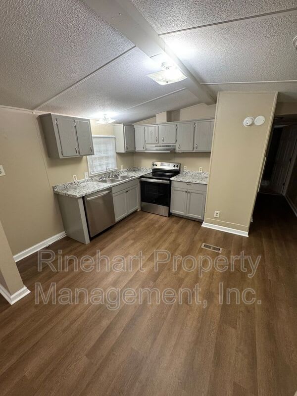 3252 Balkan Drive – photo 4